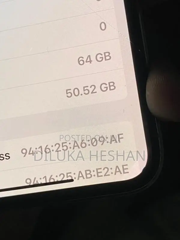 Apple iPhone XS 64 gb (Used)