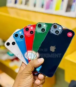 Apple iPhone 13 (Used)