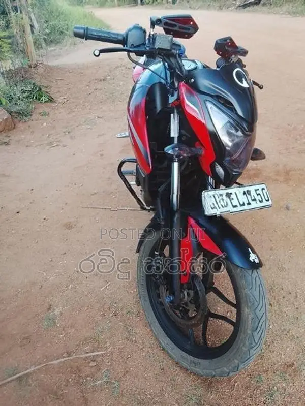 Bajaj Pulsar 150 2017