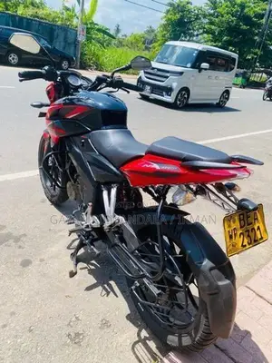 Bajaj Pulsar 150 Ns 2016