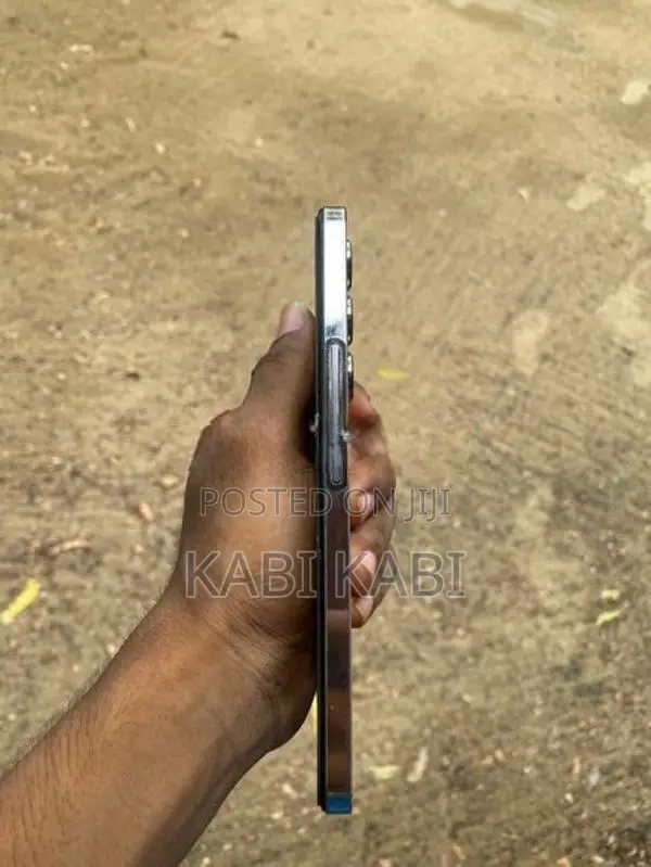 Vivo Y200e (Used)
