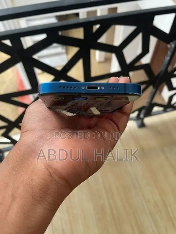 Apple iPhone 12 I phone (Used)