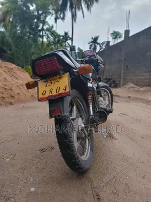 Suzuki GS 125 1996