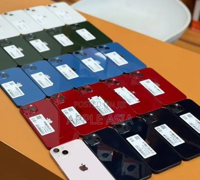 Apple iPhone 13 128GB (Used)