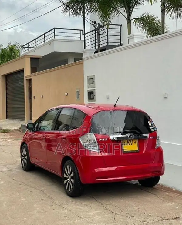 Honda Fit GP1 2012