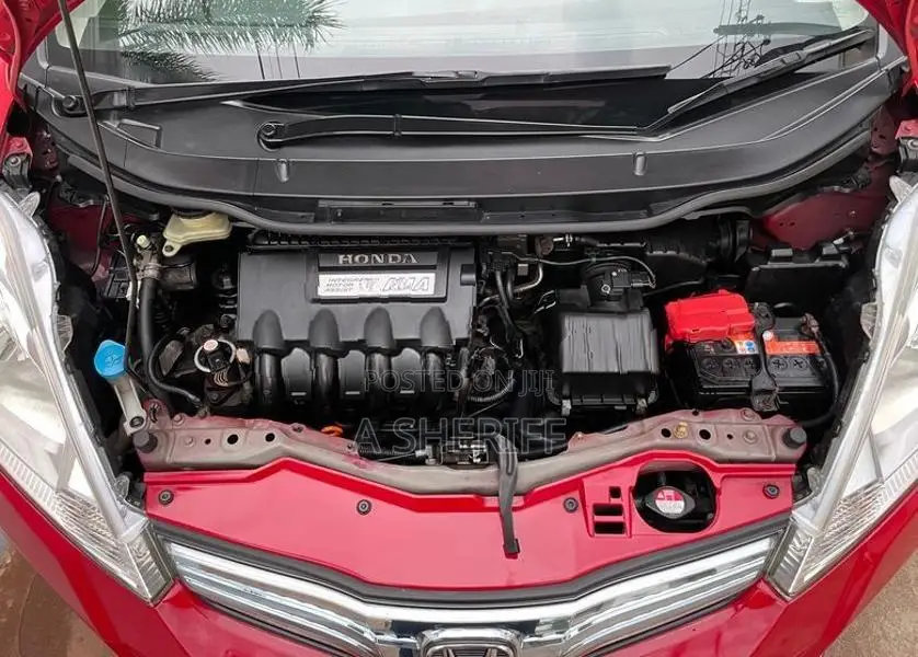 Honda Fit GP1 2012