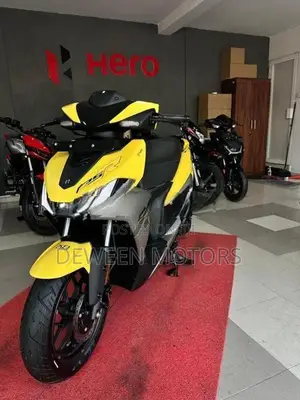 Hero XOOM 125R 2026
