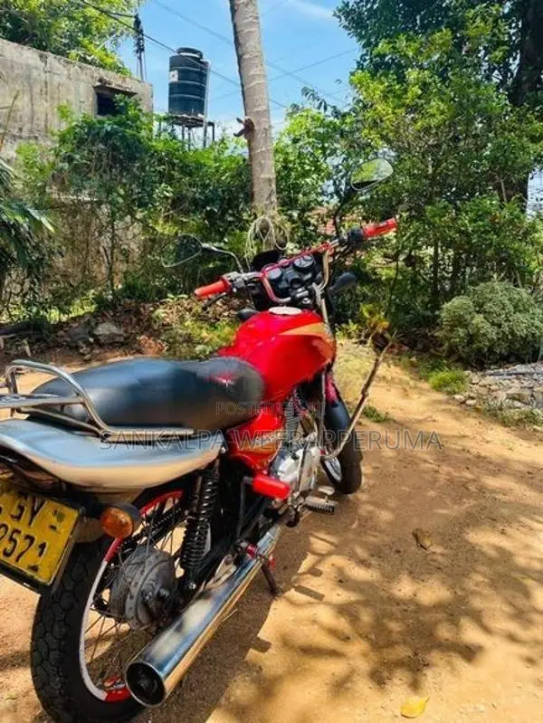 Bajaj Caliber 2003