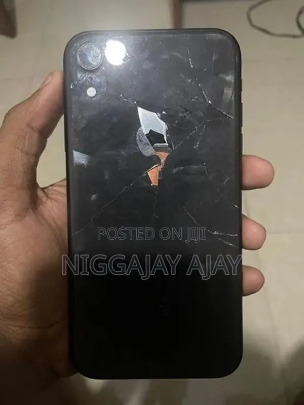 Apple iPhone XR 128GB (Used)