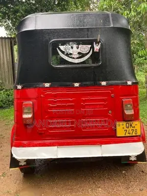 Bajaj RE 2007