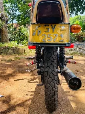 Bajaj Caliber 2003