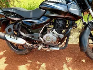 Bajaj Pulsar 150 2017