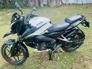 Bajaj Pulsar NS160 2018