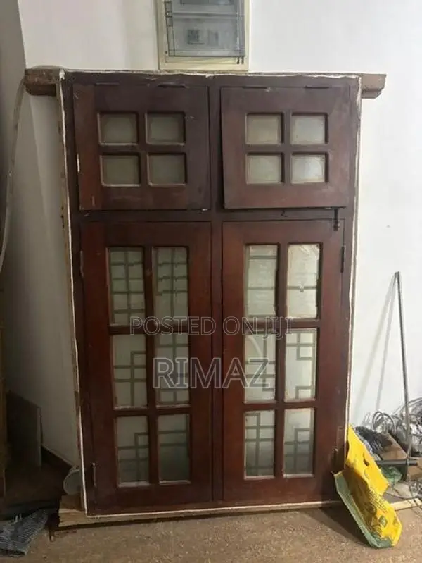 Window with Frame - Mahogany