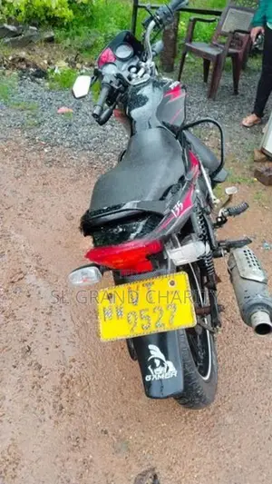Bajaj Discover 2010