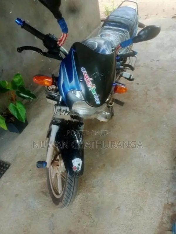 Bajaj Discover 125 2006