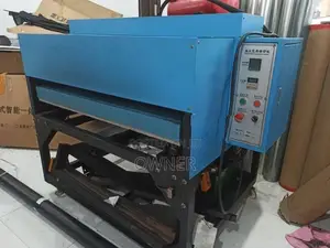 Vacuum Forming Machine