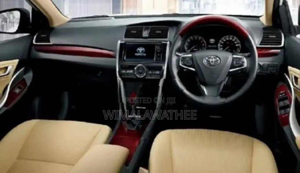 Toyota Premio G Superior Premium 2017