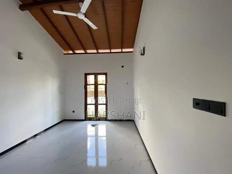 Brand New Single Storey House Close to Kottawa