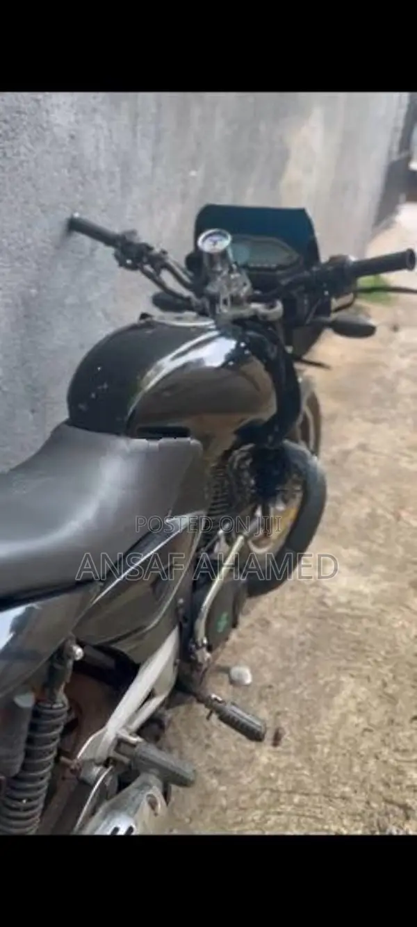 Bajaj Pulsar 150 2009