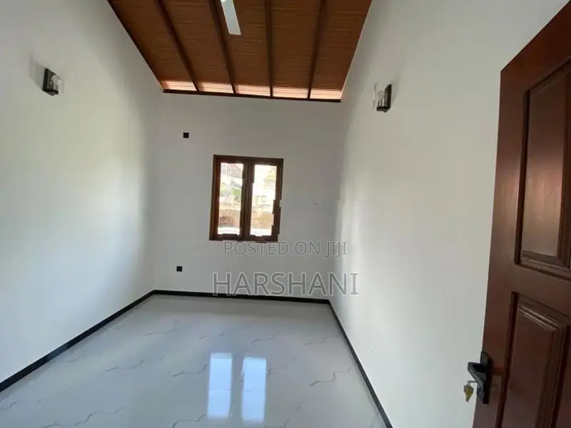 Brand New Single Storey House Close to Kottawa
