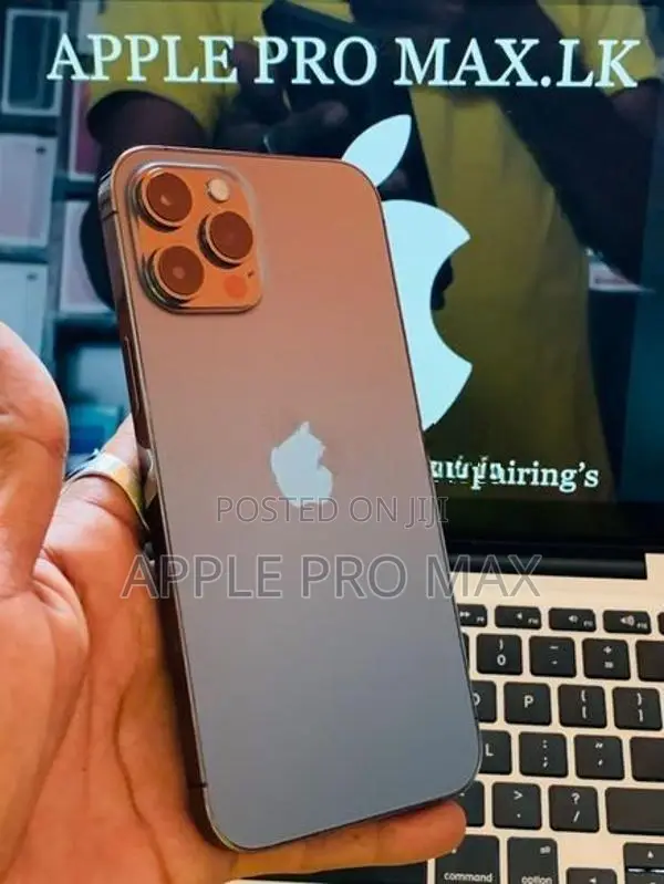 Apple iPhone 12 Pro Max 128GB (Used)