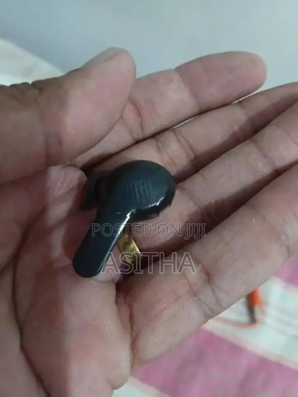 JBL wave 200