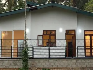 කඳානට නුදුරින් නිස්කලංක පරිසරයක පිහිටි නවීන තනිමහල් නිවස විකිණීමට.