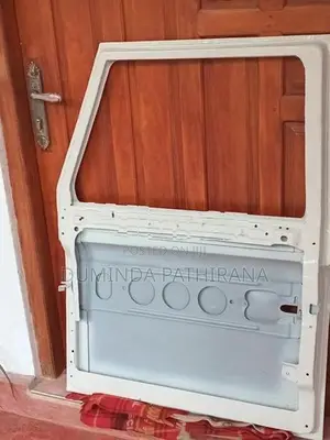Land Rover Defender Puma Doors
