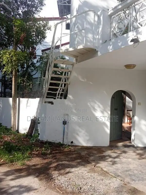 Furnished Upper floor for rent colombo 7