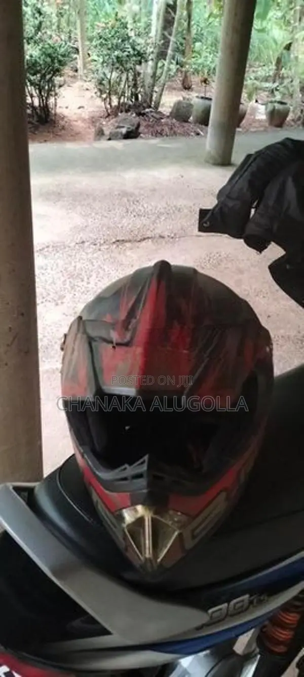 Beon Helmet