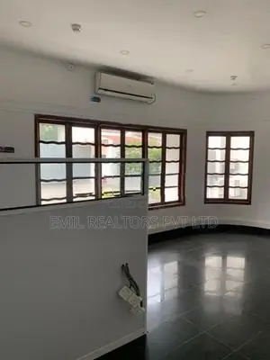Commercial property for Rent - Colombo 07 (EM130AW)