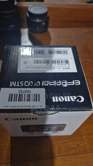 Canon Eos 800D with Accsesories