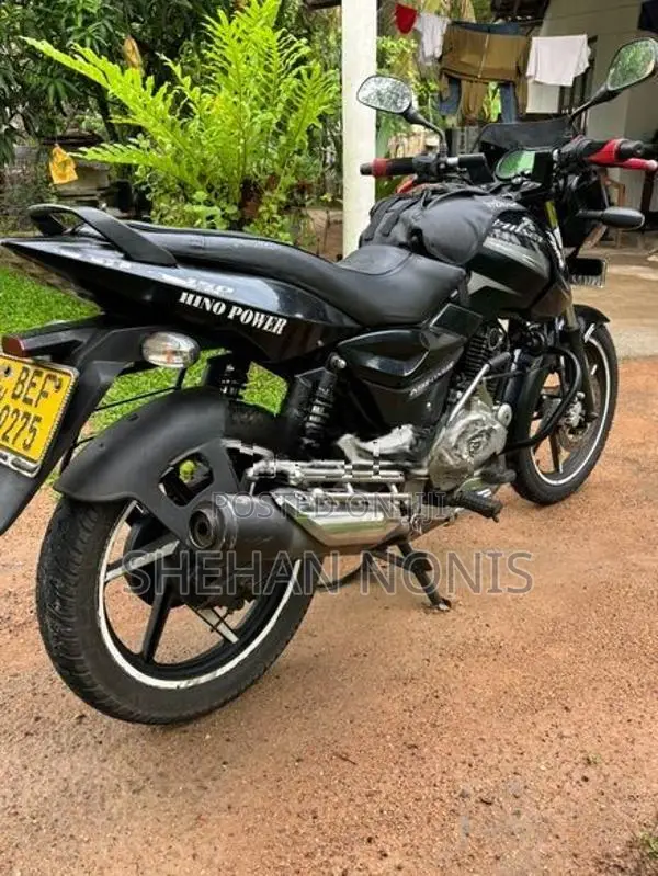 Bajaj Pulsar 150 2016