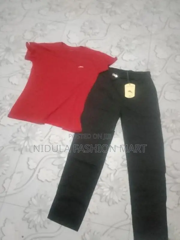 Ladies T-Shirt with Jeans