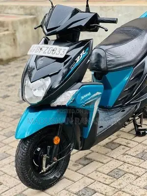 Yamaha RayZR 2017