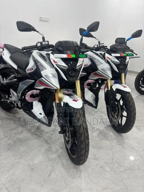 Bajaj Pulsar N160 Brand New Premium 2026