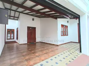 Modern Family House for Sale – Highly Residential Area in Kesbewa