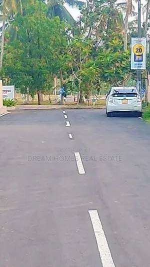 Piliyandala, Brand New Modern Two-Storey Luxury House for Sale