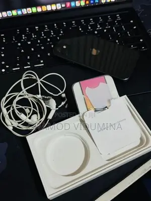 Apple iPhone 11 (Used)