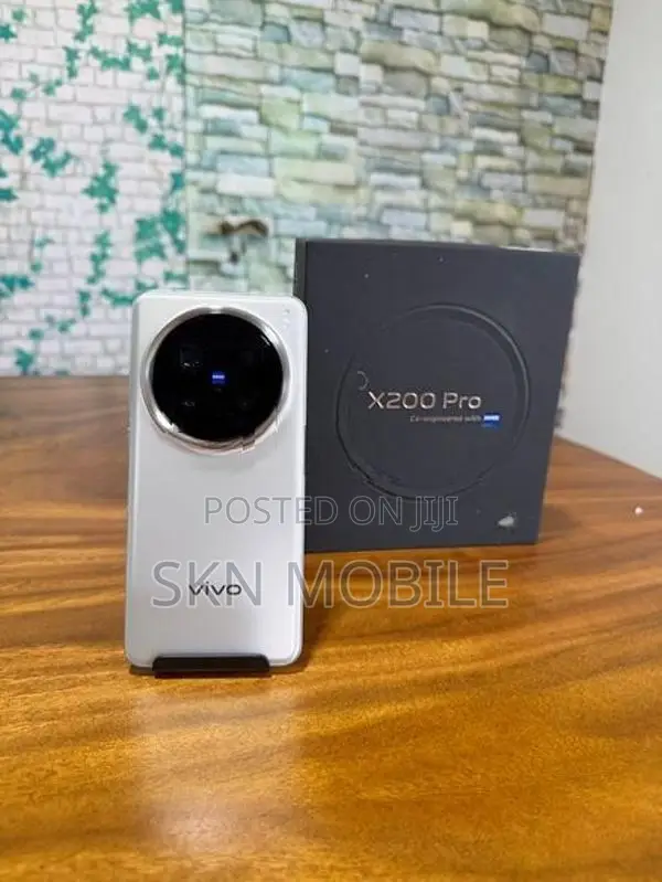 Vivo X200 Pro 16GB512GB (Used)