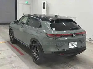 Honda Vezel Z PLAY 2025