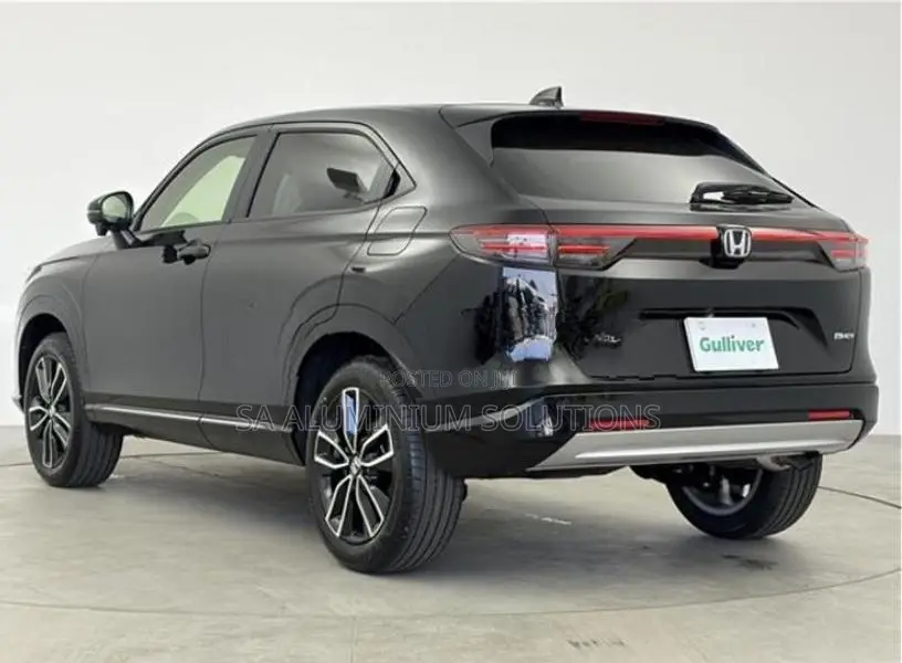 Honda Vezel Z 2025