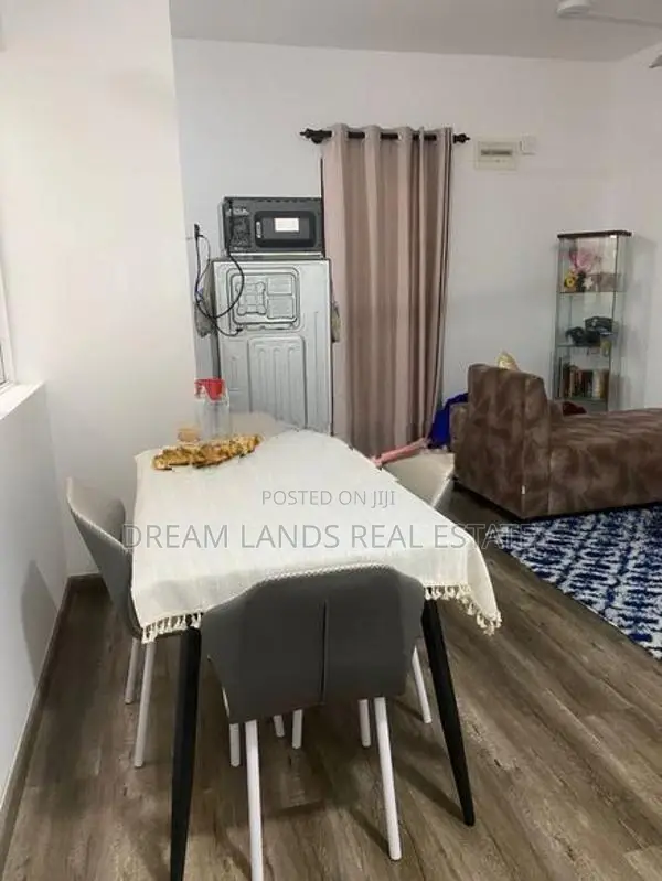 Upper floor apartment for rent Rathmalana