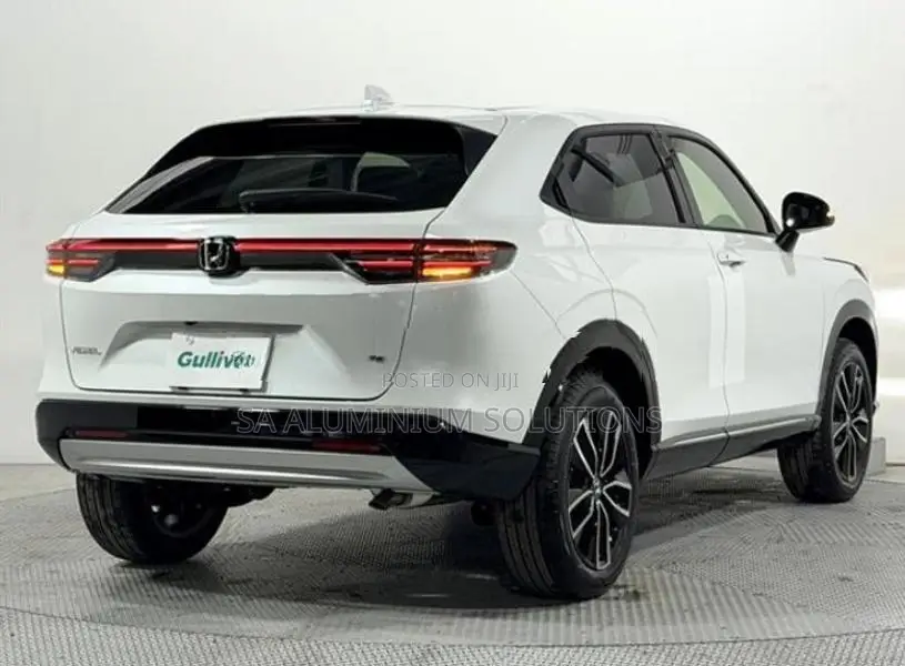 Honda Vezel Z 2025