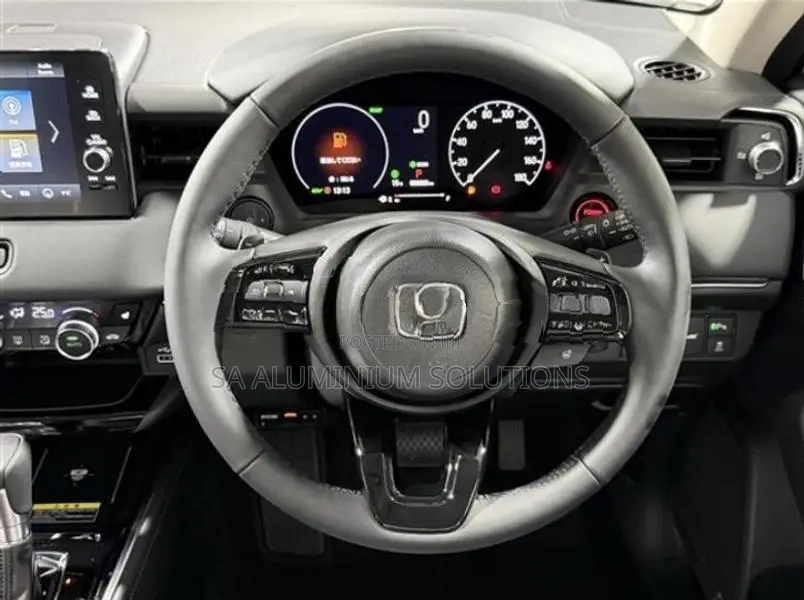 Honda Vezel Z 2025