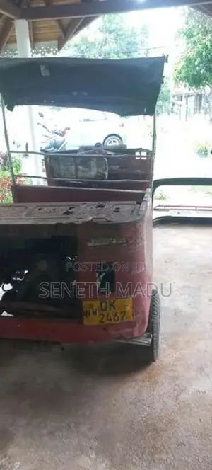Bajaj RE 2007