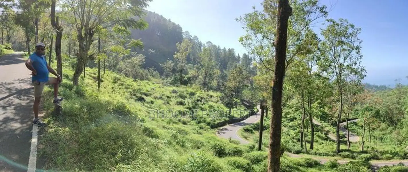 Land for sale in Idalgashinna