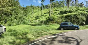 Land for sale in Idalgashinna