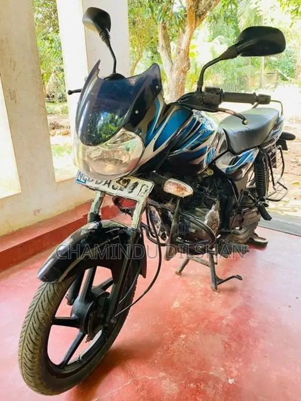 Bajaj Discover 2013